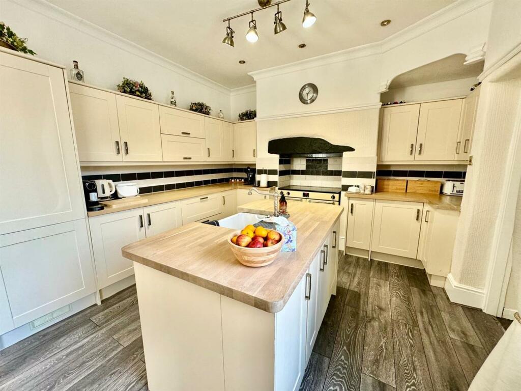 PHOTO-2024-11-17-17-19-51 (7).jpg