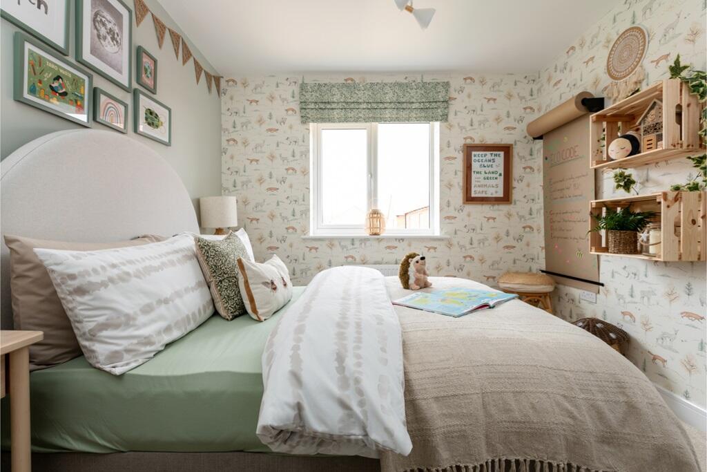 Inviting bedroom - typical Taylor Wimpey home