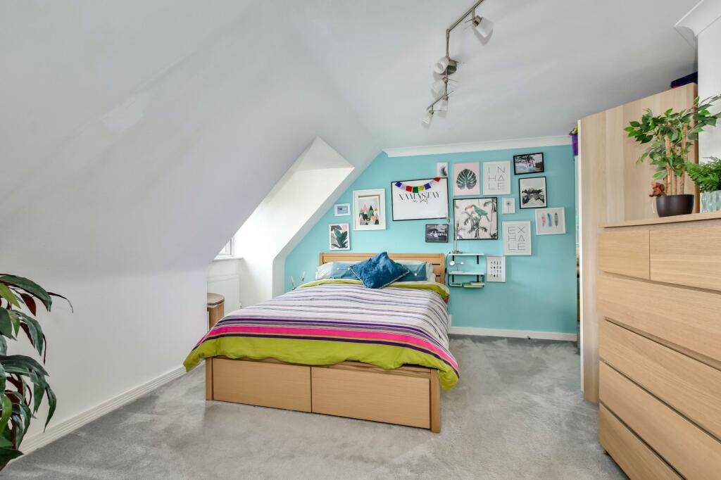 Bedroom 1 - 3rd Floor