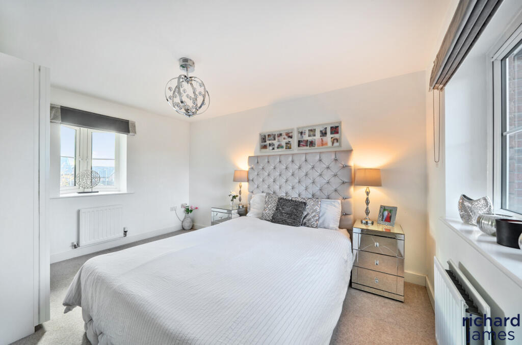 4811ee280e814946a22e30ef59e550c6