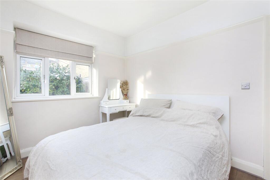 property in Chesham Court, 
Trinity Road, SW18