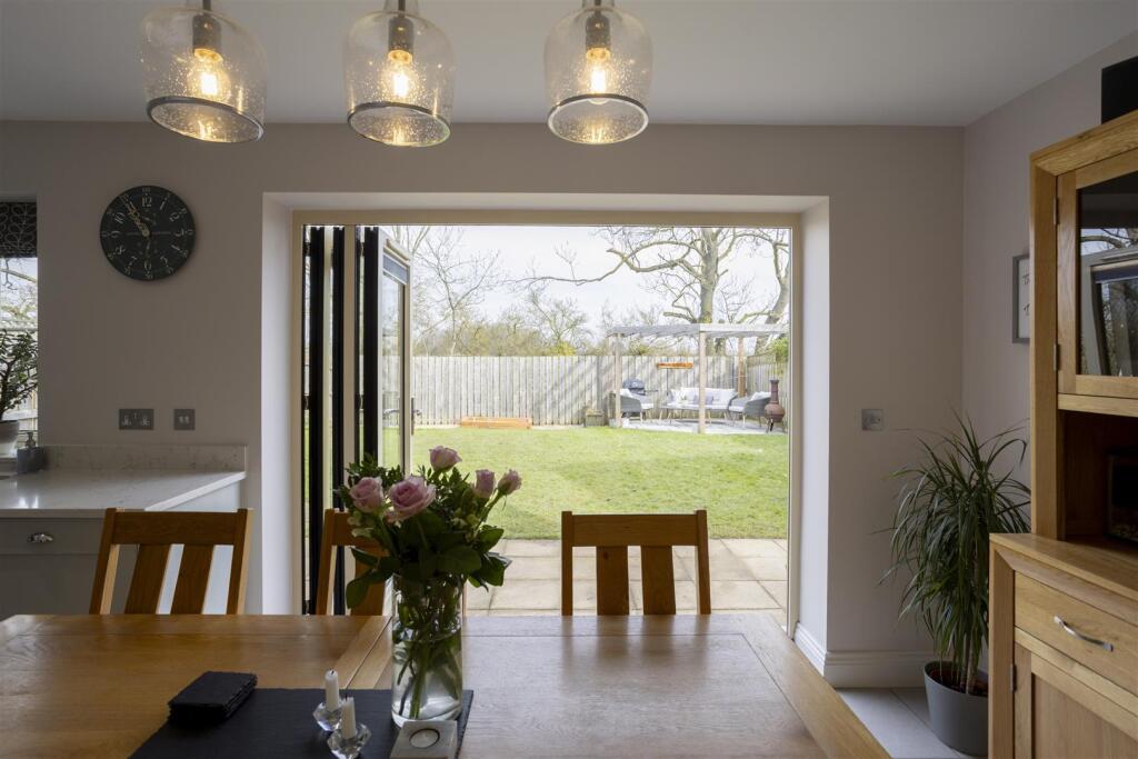 5_Farefield_Close__8.jpg