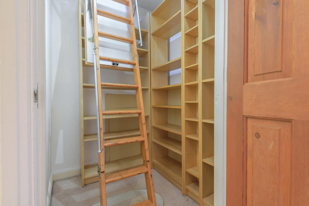 Large cupboard wi...