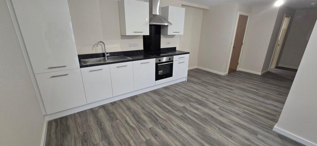 Lounge / Kitchen