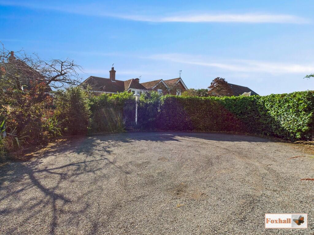 CAM02189G0-PR0473...