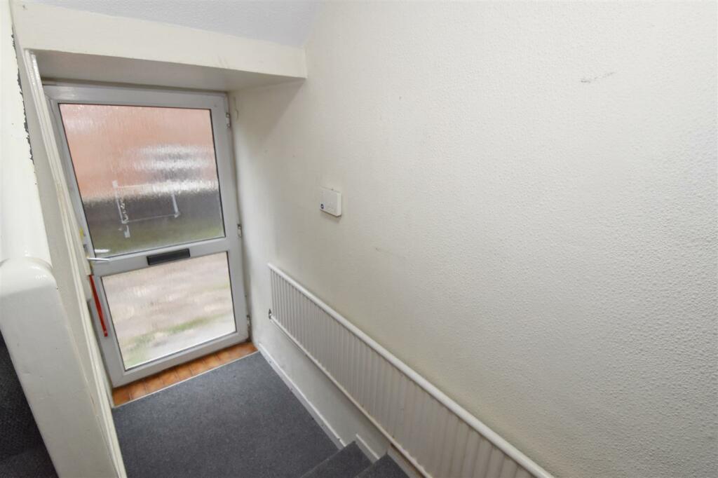 Hallway.jpg