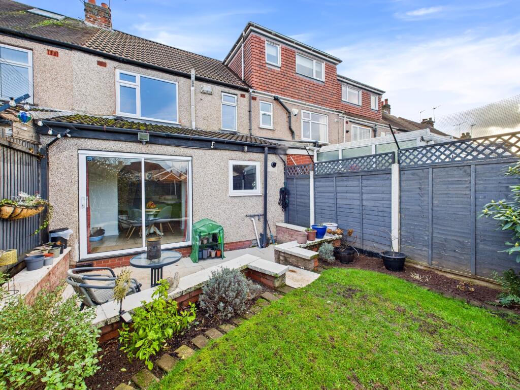 CAM05192G0-PR0193-STILL018