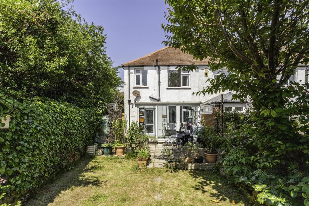 16 Stanley Road-26.jpg