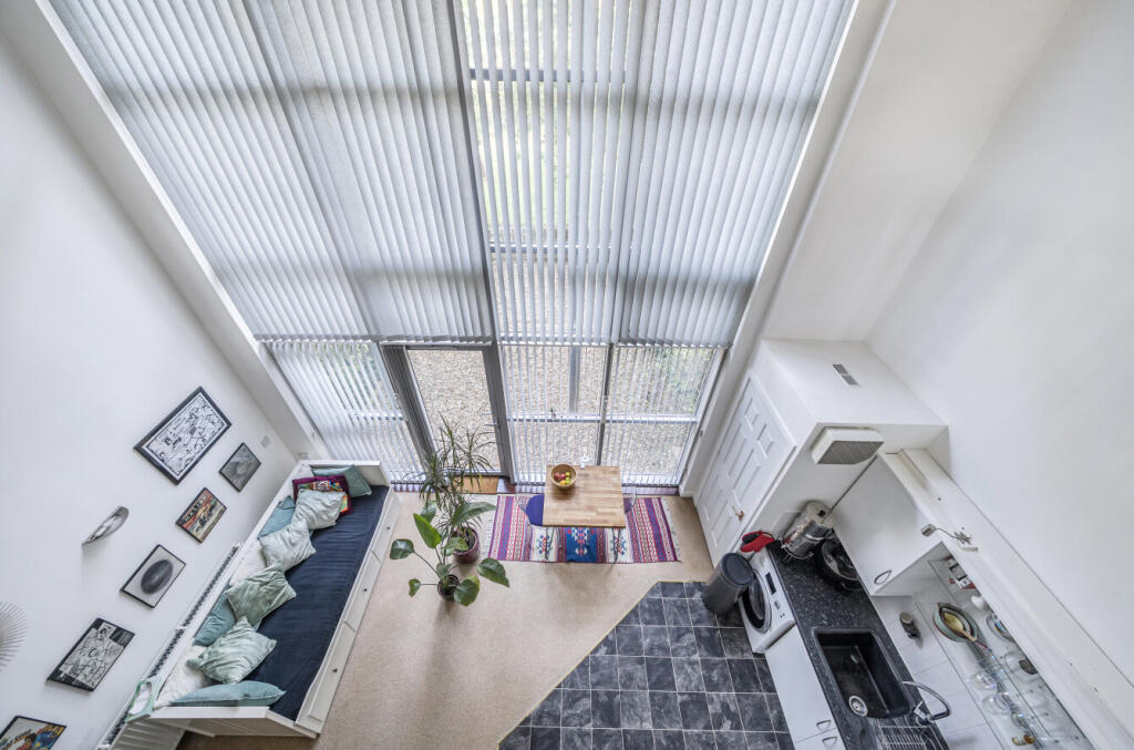 1359665-22-68db9e...