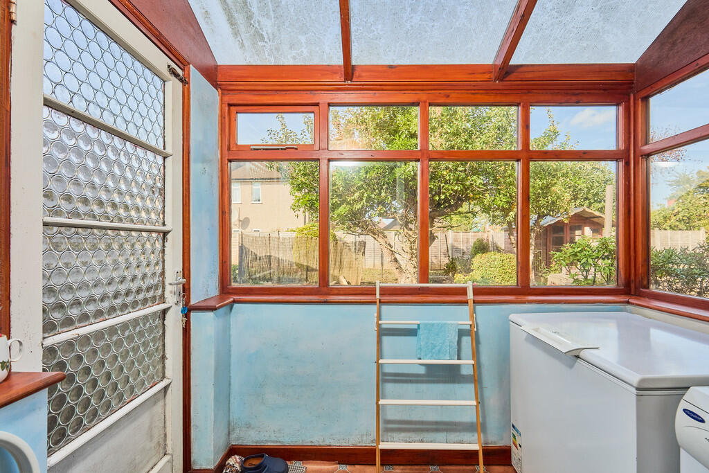 Edward Knight 202...