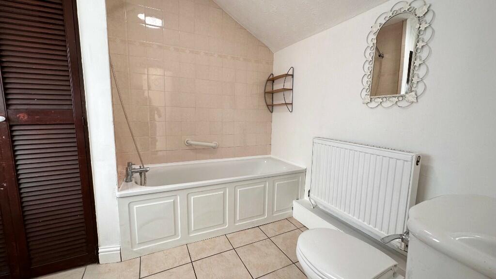 Bathroom/w.c.