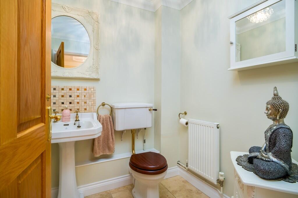 1440px-Brookside ...