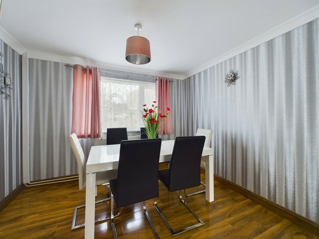 CAM02089G0-PR0382...