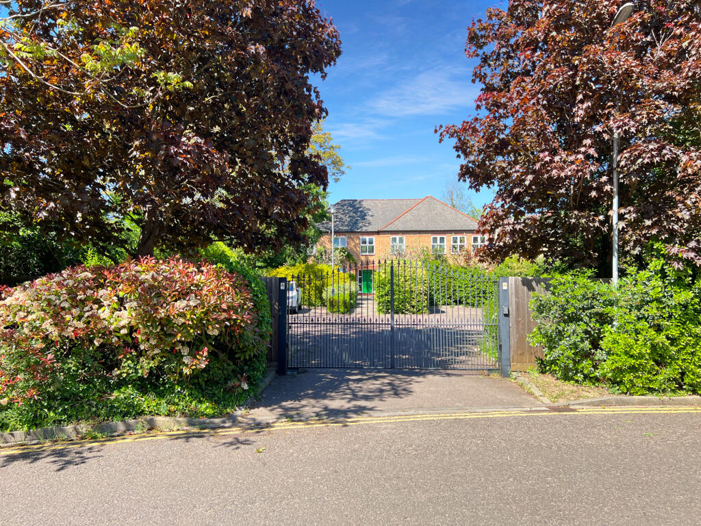 a25c42b7f25a98752d769da1c91acefd37bdfd81