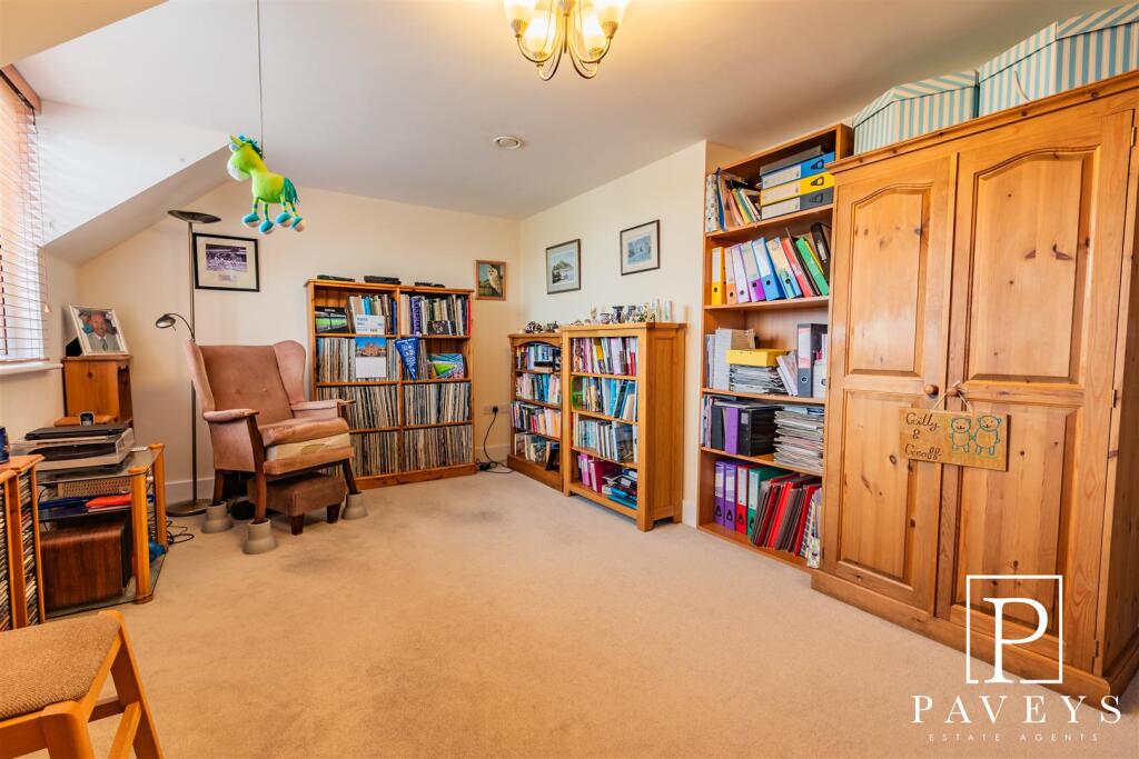 BEDROOM TWO