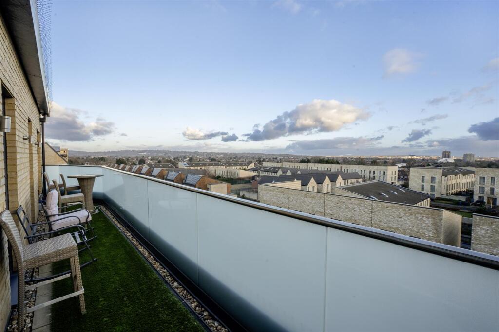 Davidson Frost-Wellings, DFW, Hallington Court, Ed