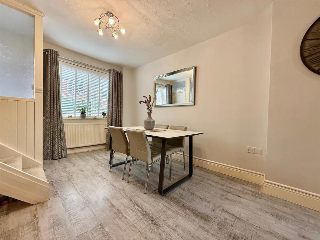 Open Plan Lounge/Dining Room