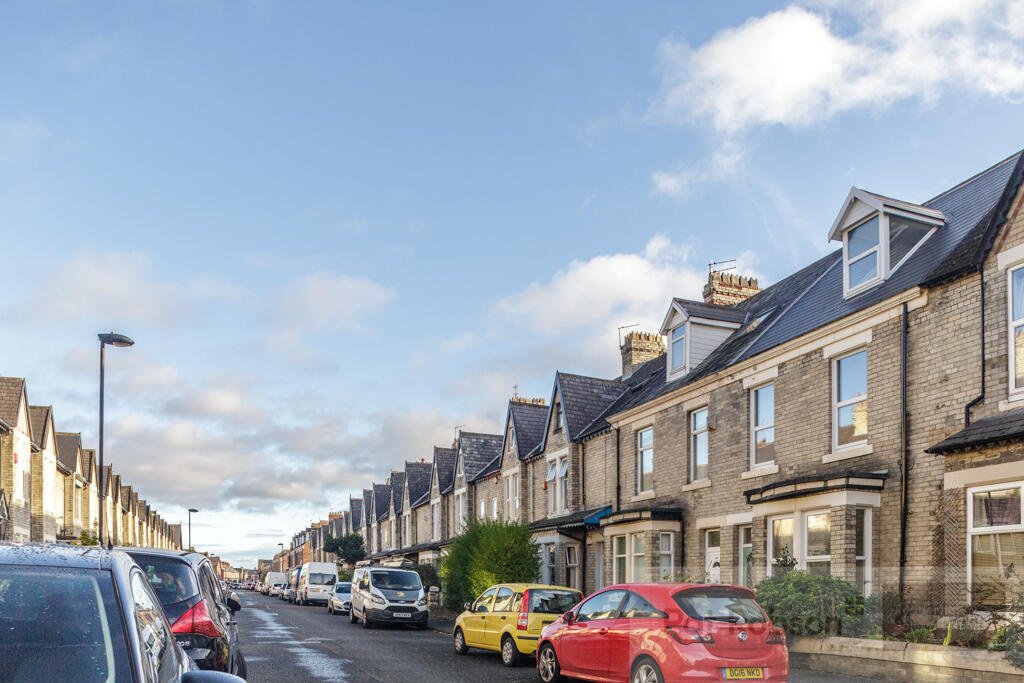32 cardigan terrace2