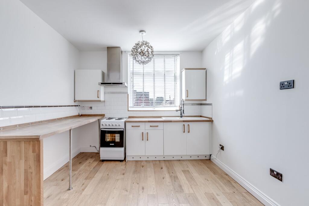 Kitchen/Diner/Living room