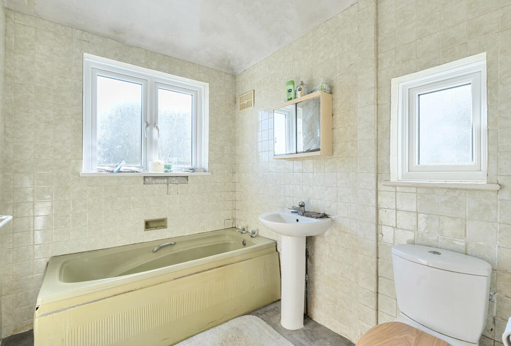 1354472-16-68c860...