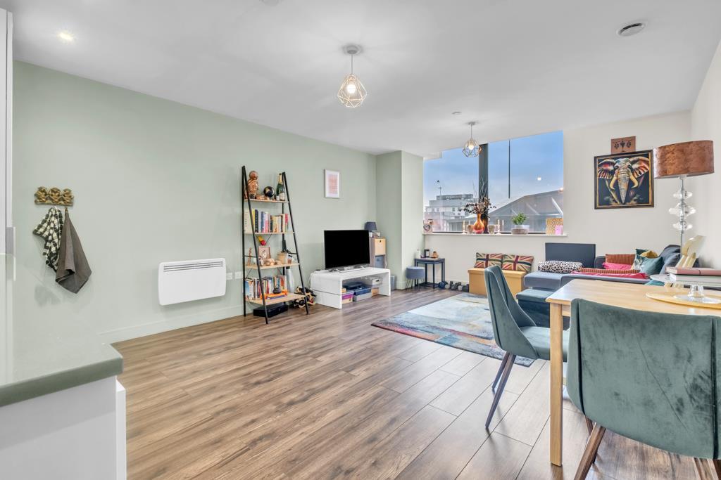 Open plan Lounge/Kitchen