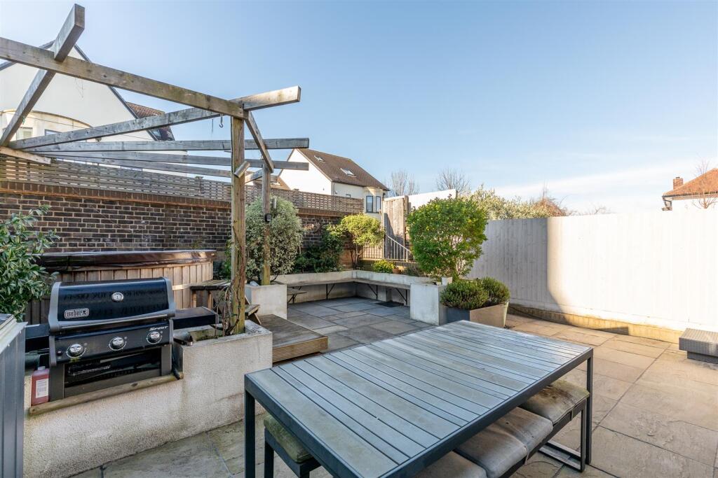 Parrys Lane, Stoke Bishop BBQ Area.jpg