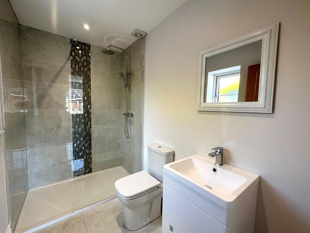 Ground Floor Ensuite