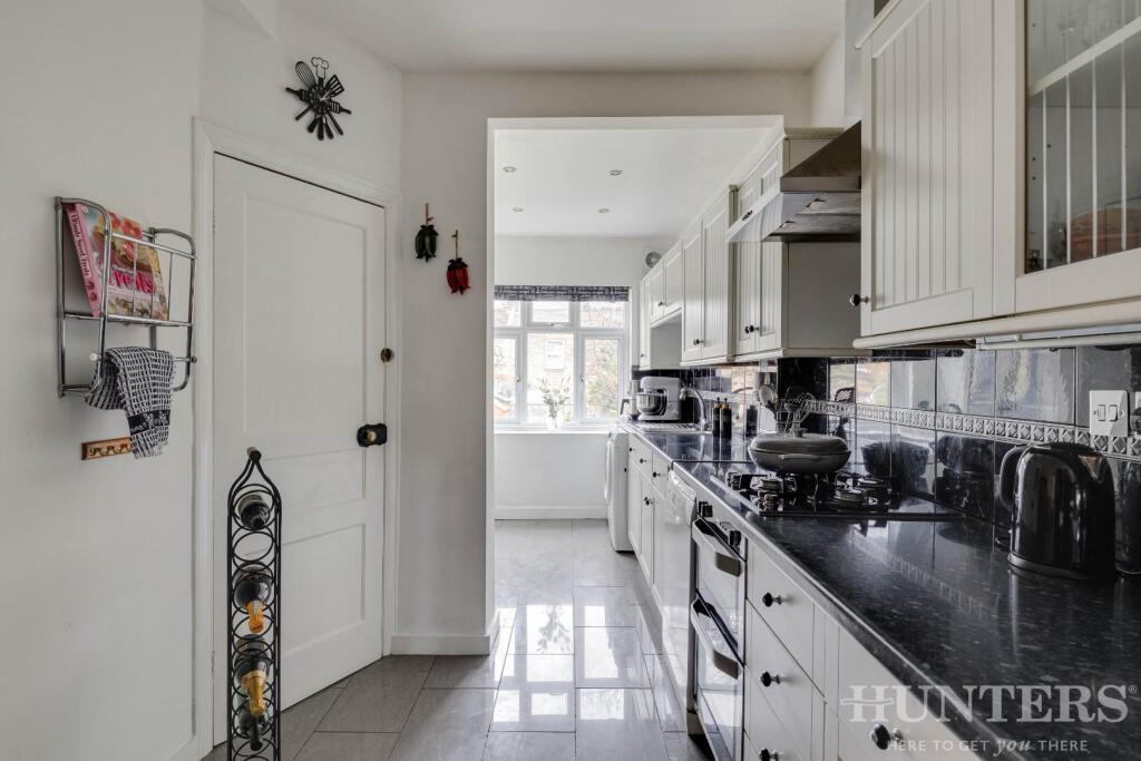 58 Lordsmead Rd, N17-13.jpg