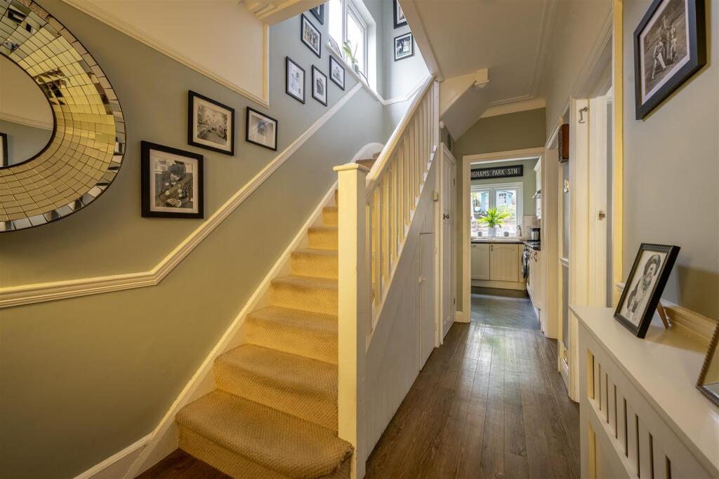 Downstairs-HAllway.jpg