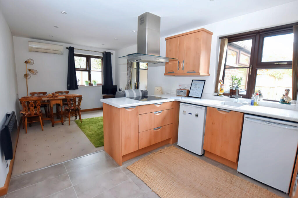 Dining Kitchen 1