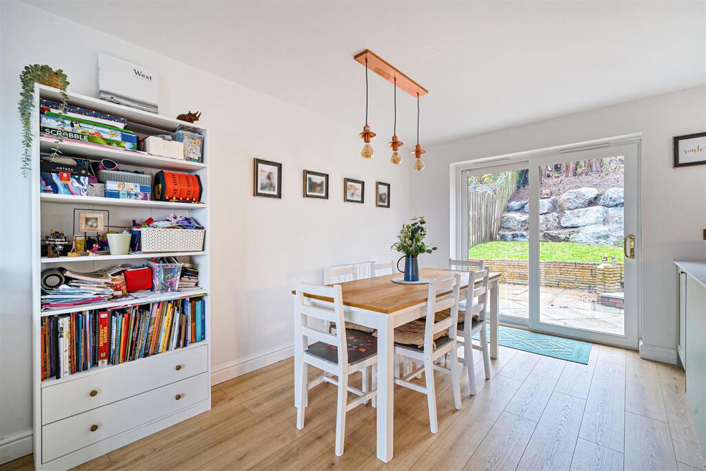 New Meadow Diningbl.jpg