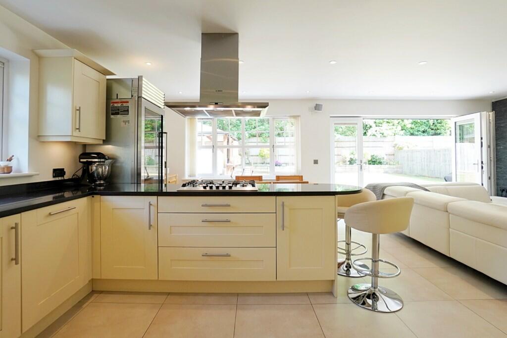 KitchenDiningFamily