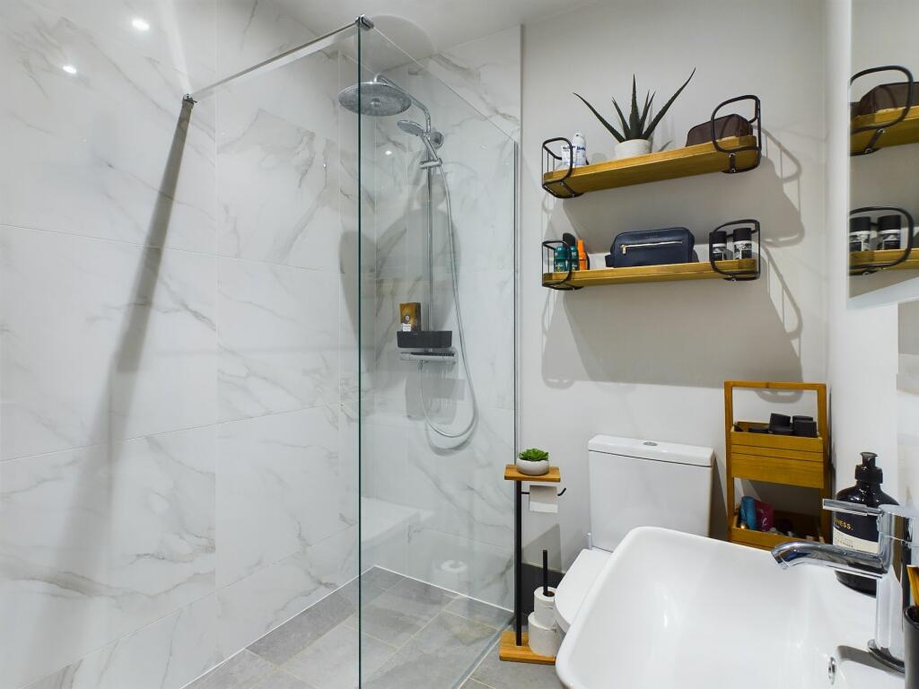 En-suite Shower Room
