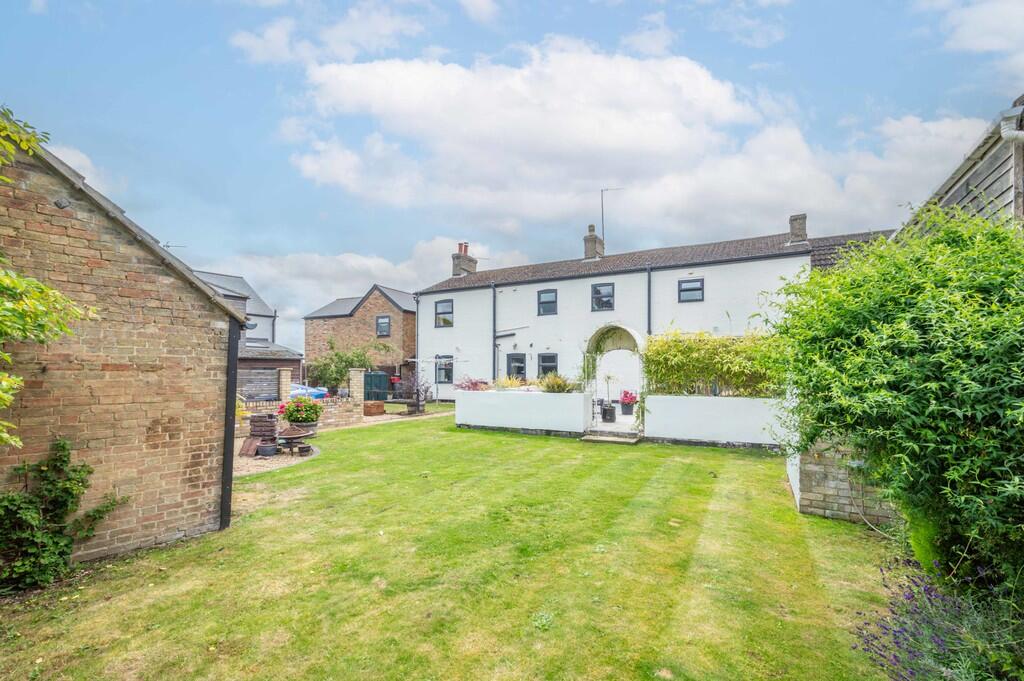 9 Newmarket Road-...