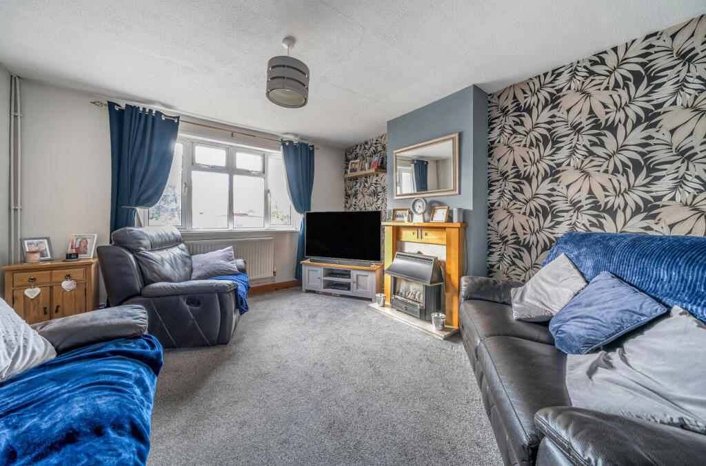 1348839-17-68d2d3...