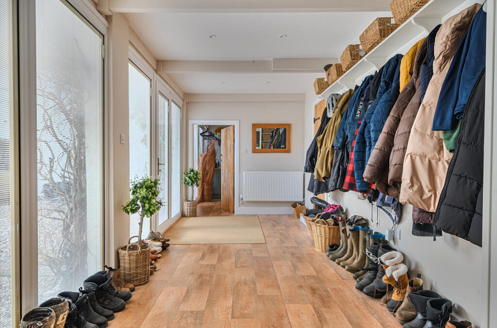 1383937-13-691f3c...