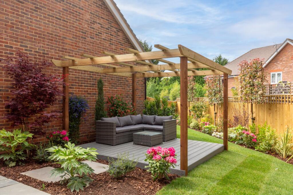 Show Home Garden