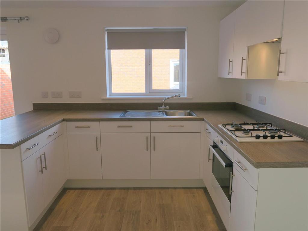 P003731 Kitchen v1.JPG