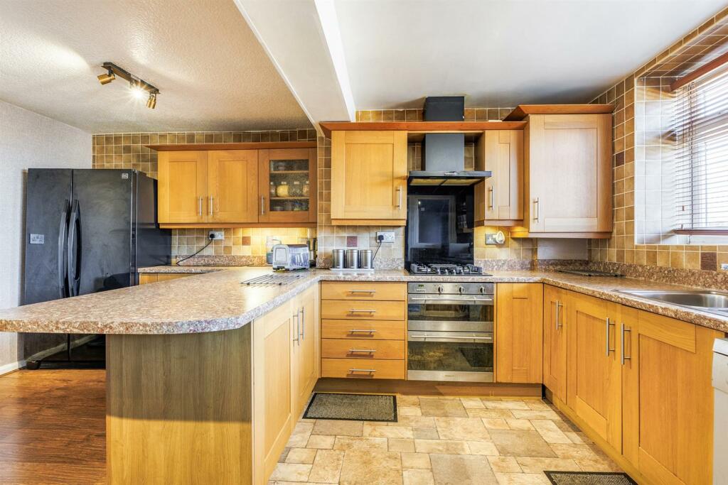 6R1A0454-HDR.jpg