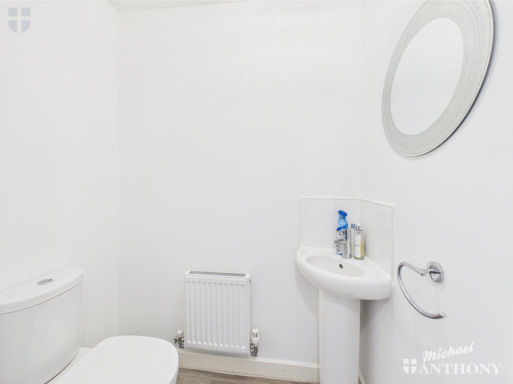 CAM03852G0-PR0297-STILL016