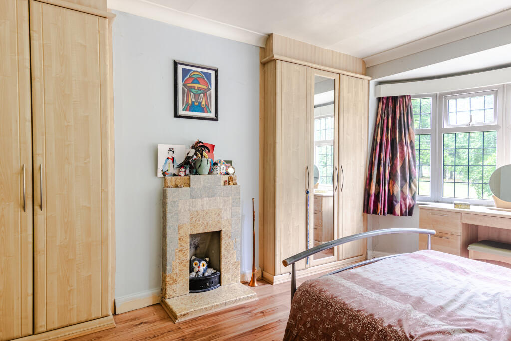 bedroom1b