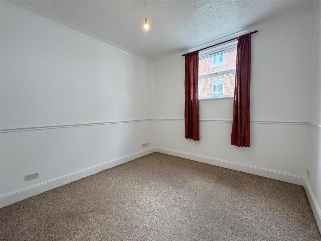 Double Bedroom