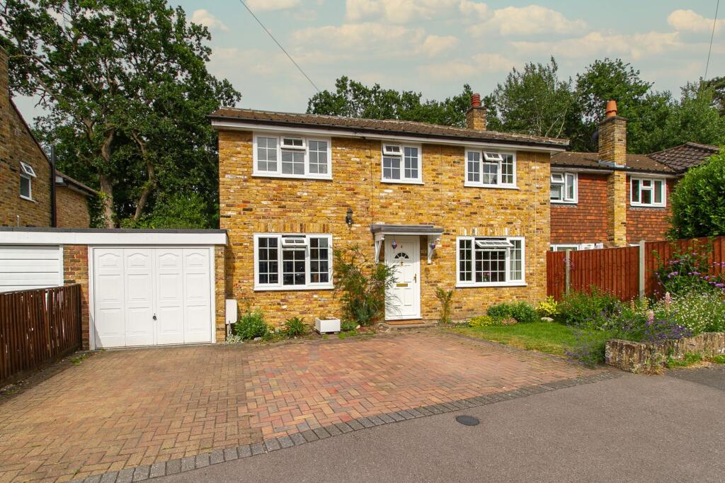 Kenwith Avenue, Fleet, GU51