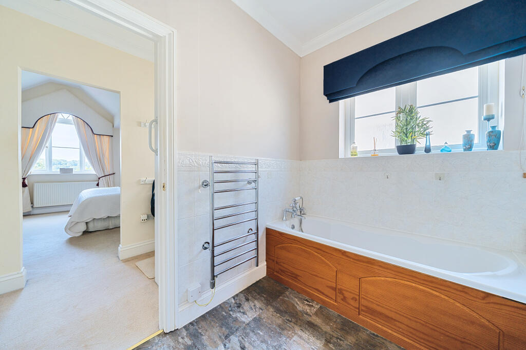 1301851-19-684c01c639c82