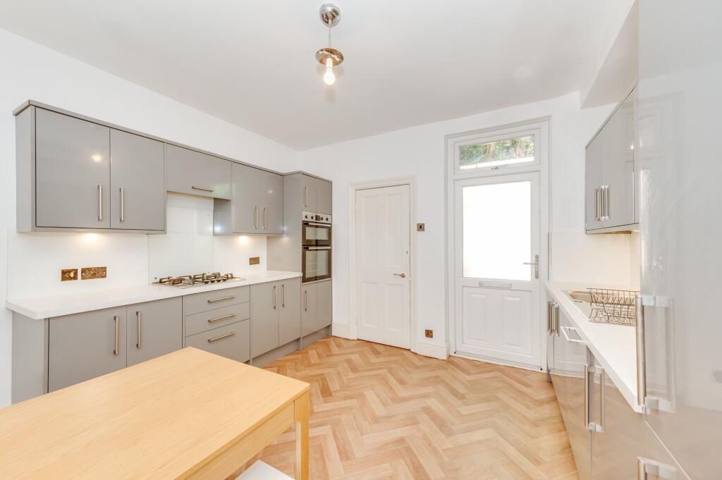 KITCHEN/DINER AND LIVING ROOM