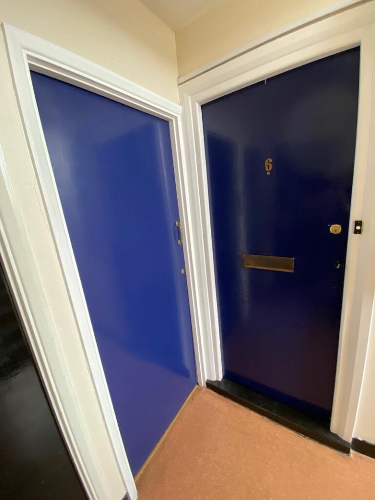 FRONT DOOR &amp; DOOR TO UTILITY ROOM