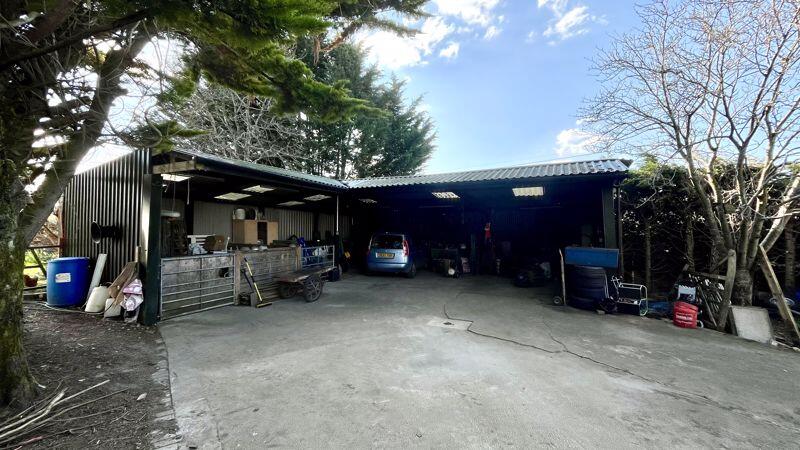 Stable / Workshop
