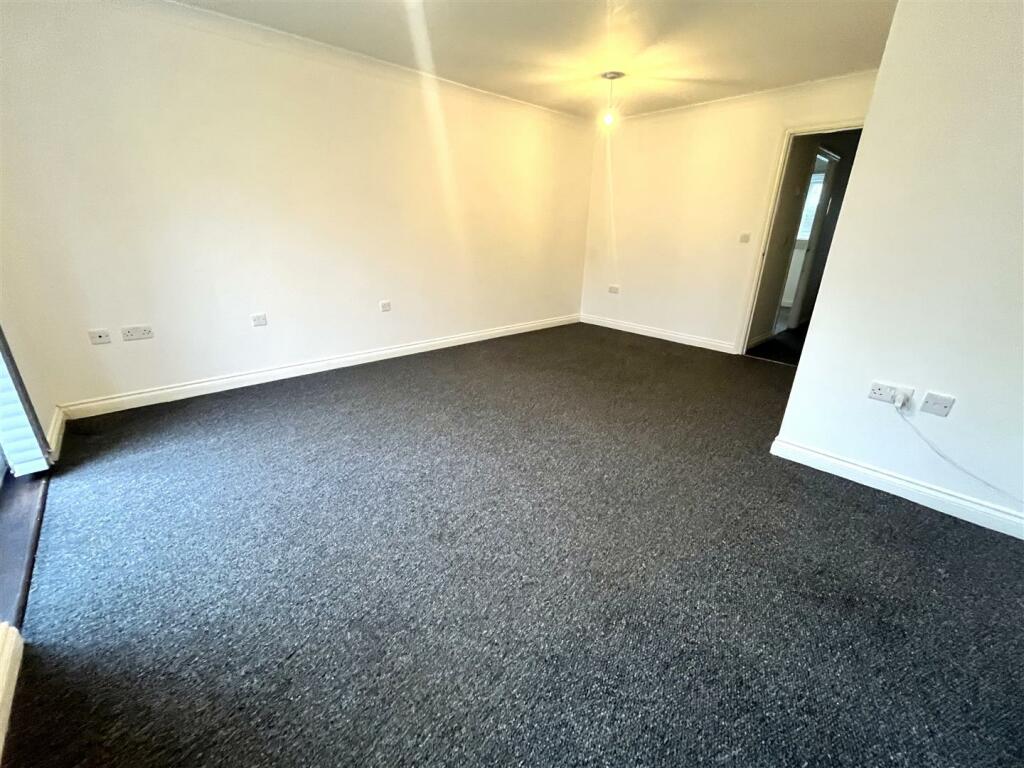 living Room 2.jpeg