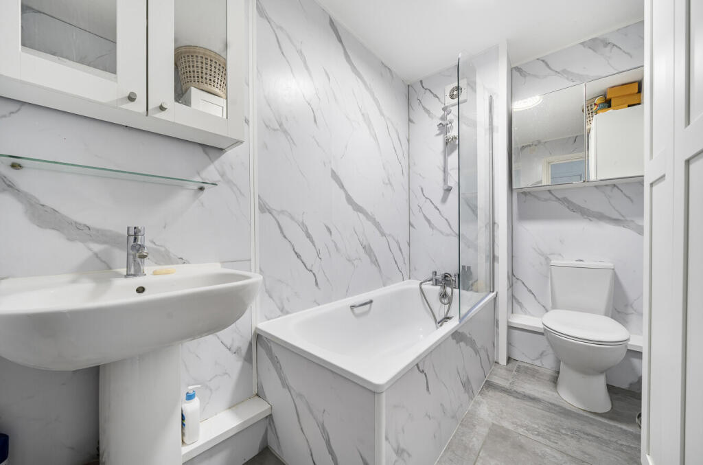 1349600-11-68bee0...