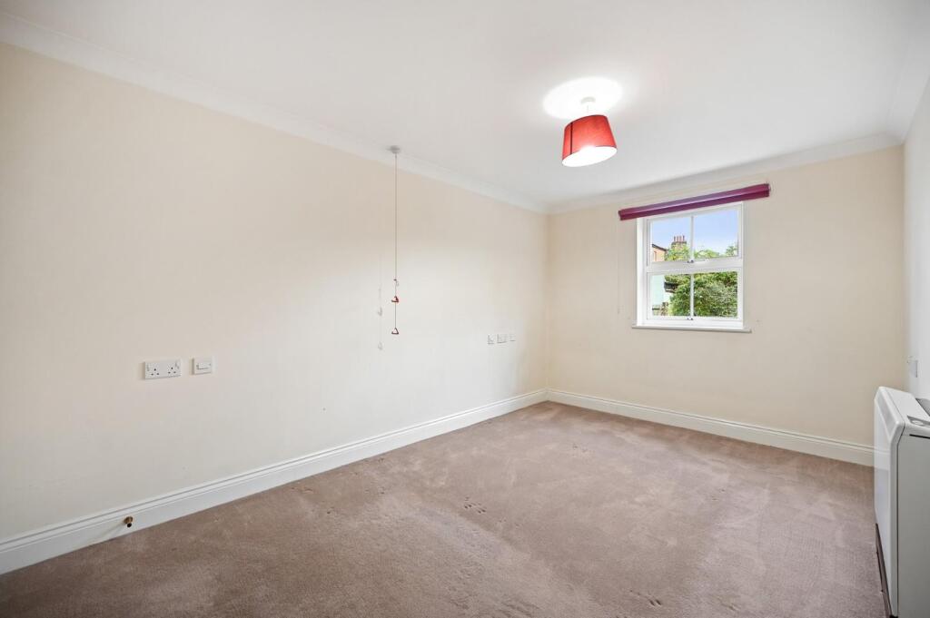 RCREA- 15 pegasus court-bedroom 3 (1).jpg